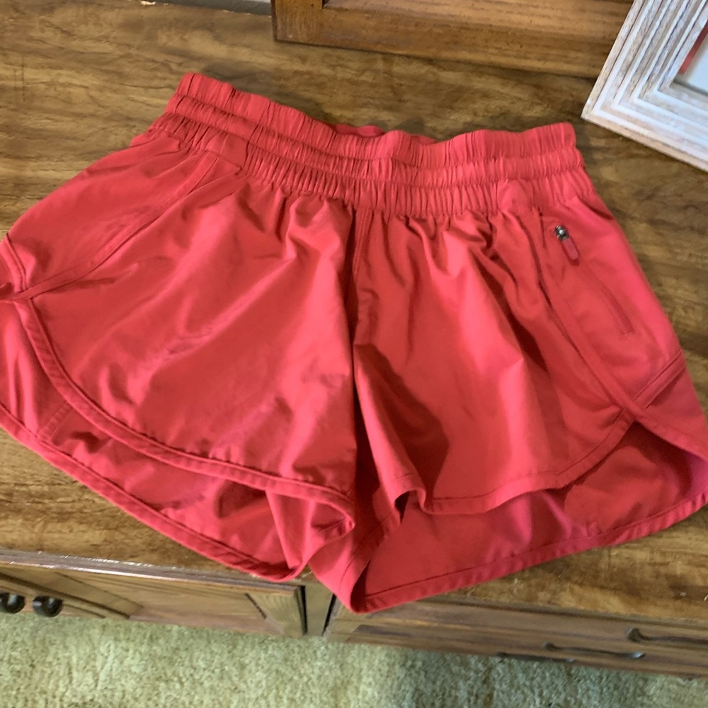 Tracker shorts